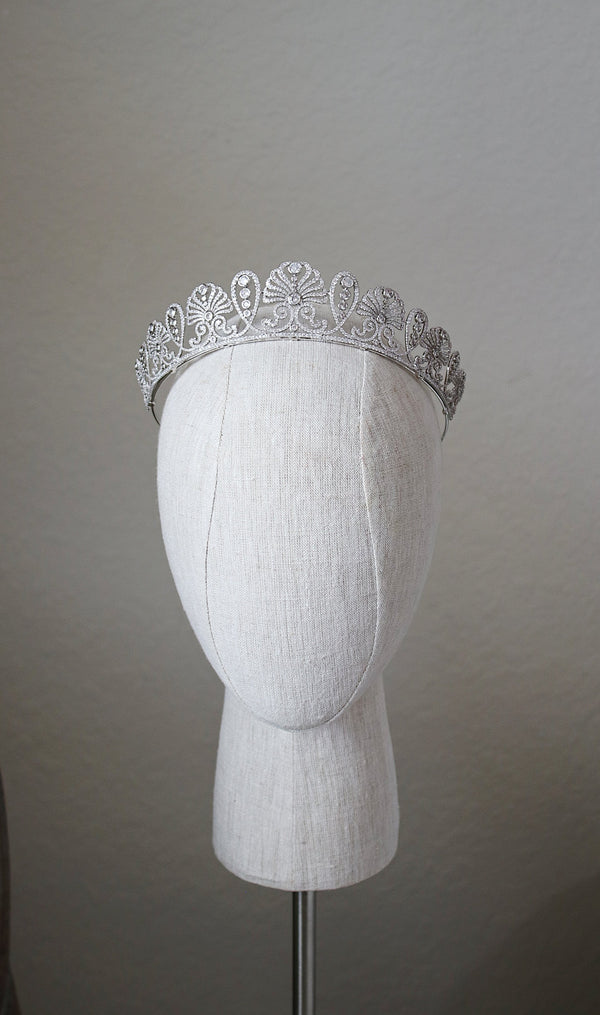 EDEN LUXE Bridal Tiara LILIBET Simulated Diamond Royal Bridal Crown