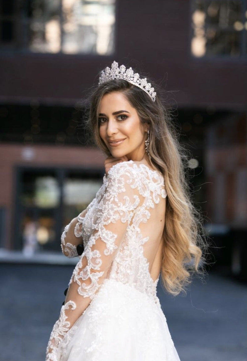 Bride Crown Wedding Dress Looks Straight Stock Photo 741437413 |  Shutterstock