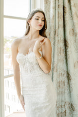 EDEN LUXE Bridal Tiaras AMANDA Crystal and Faux Wax Flower Tiara Headpiece Tiara
