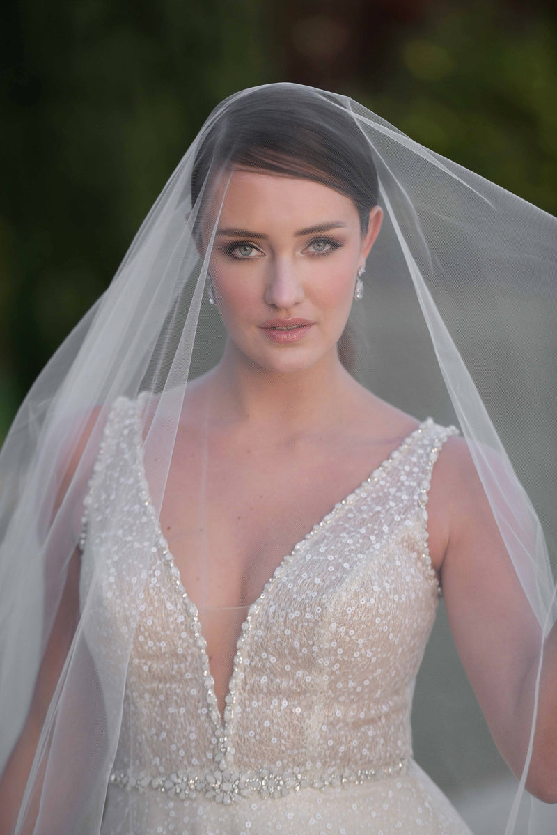 Royal Cathedral Wedding Veil Drop Veil | Eden Luxe Bridal Ivory / Comb Attached