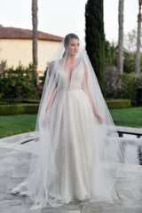 EDEN LUXE Bridal Veil Pale Ivory GRANDE AMBRELL Extra Long Royal Cathedral Drop Veil