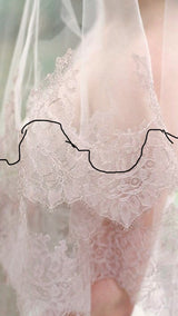 EDEN LUXE Bridal Veils Silk Tulle Chantilly Lace Drop Veil - KATE Veil